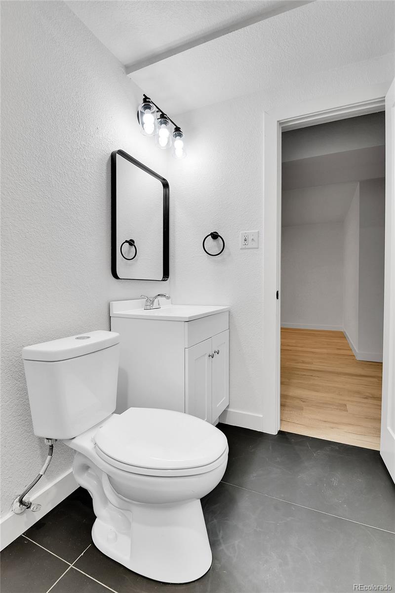 MLS Image #21 for 12801  randolph place,denver, Colorado