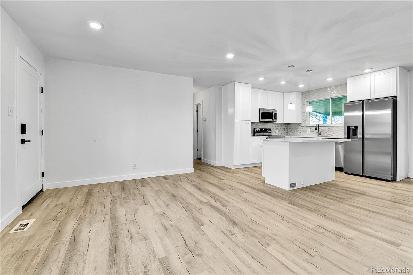 MLS Image #4 for 12801  randolph place,denver, Colorado