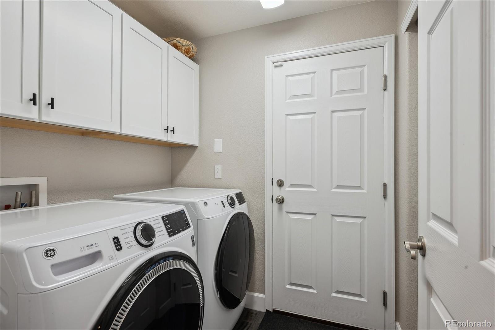 MLS Image #36 for 21173 e portland place,aurora, Colorado