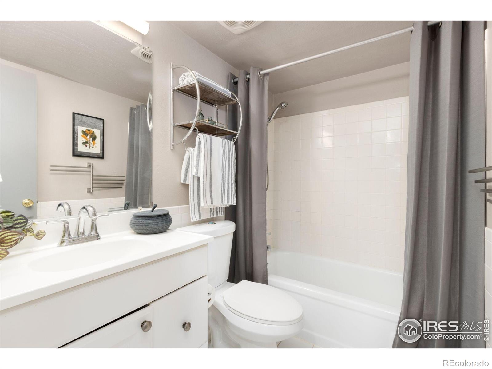 MLS Image #5 for 1705  heatheridge road,fort collins, Colorado