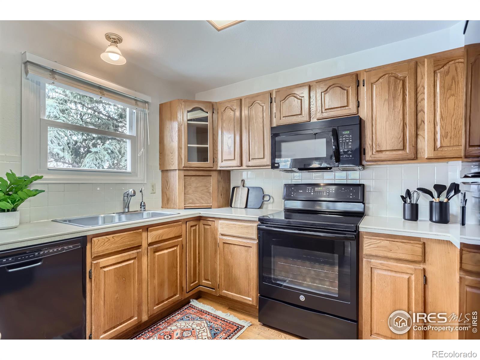 MLS Image #8 for 3101  almeria way,longmont, Colorado