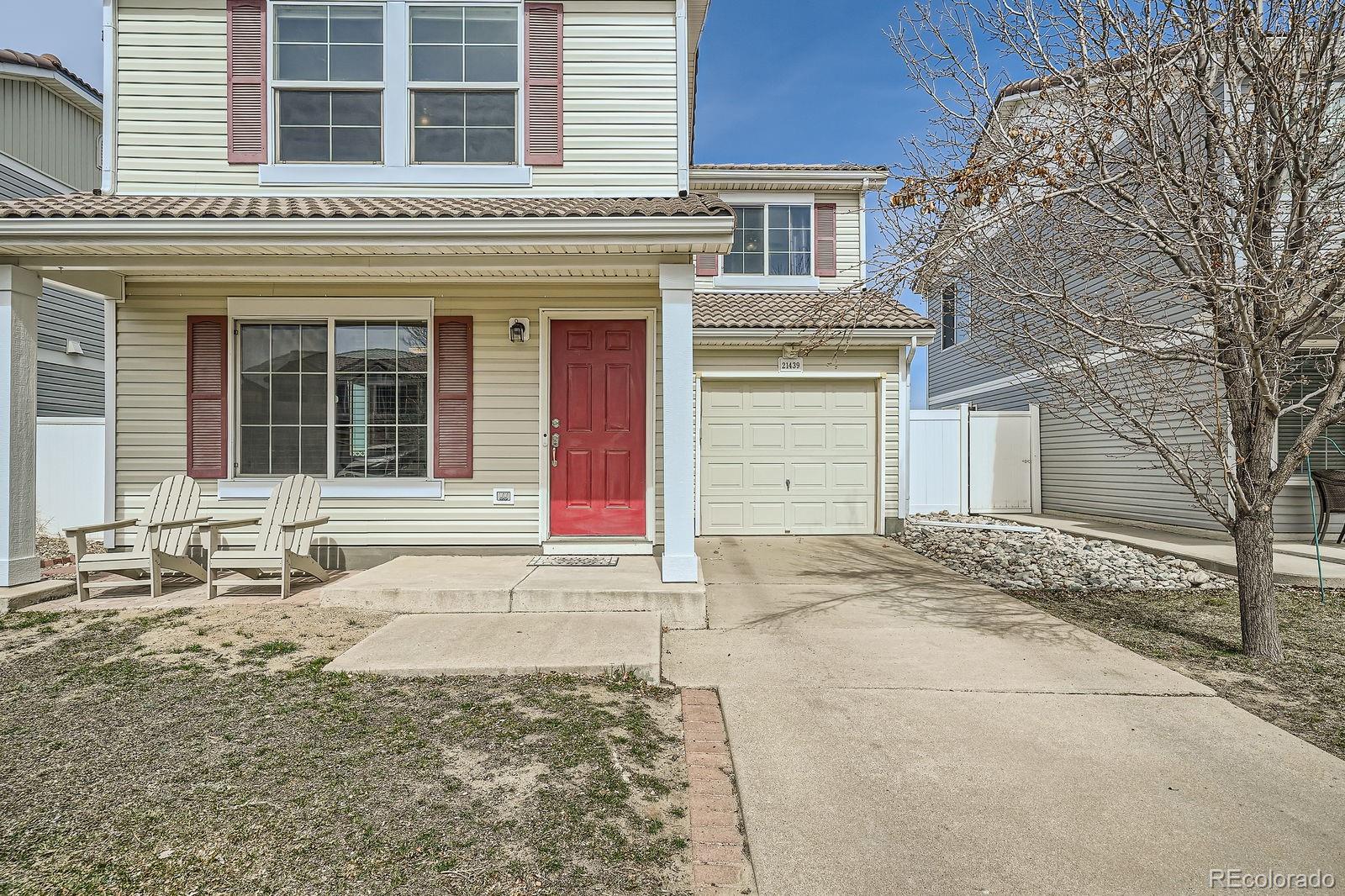 MLS Image #2 for 21439  randolph place,denver, Colorado