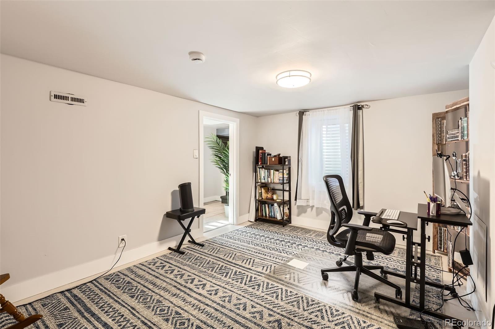 MLS Image #11 for 3020  niagara street,denver, Colorado