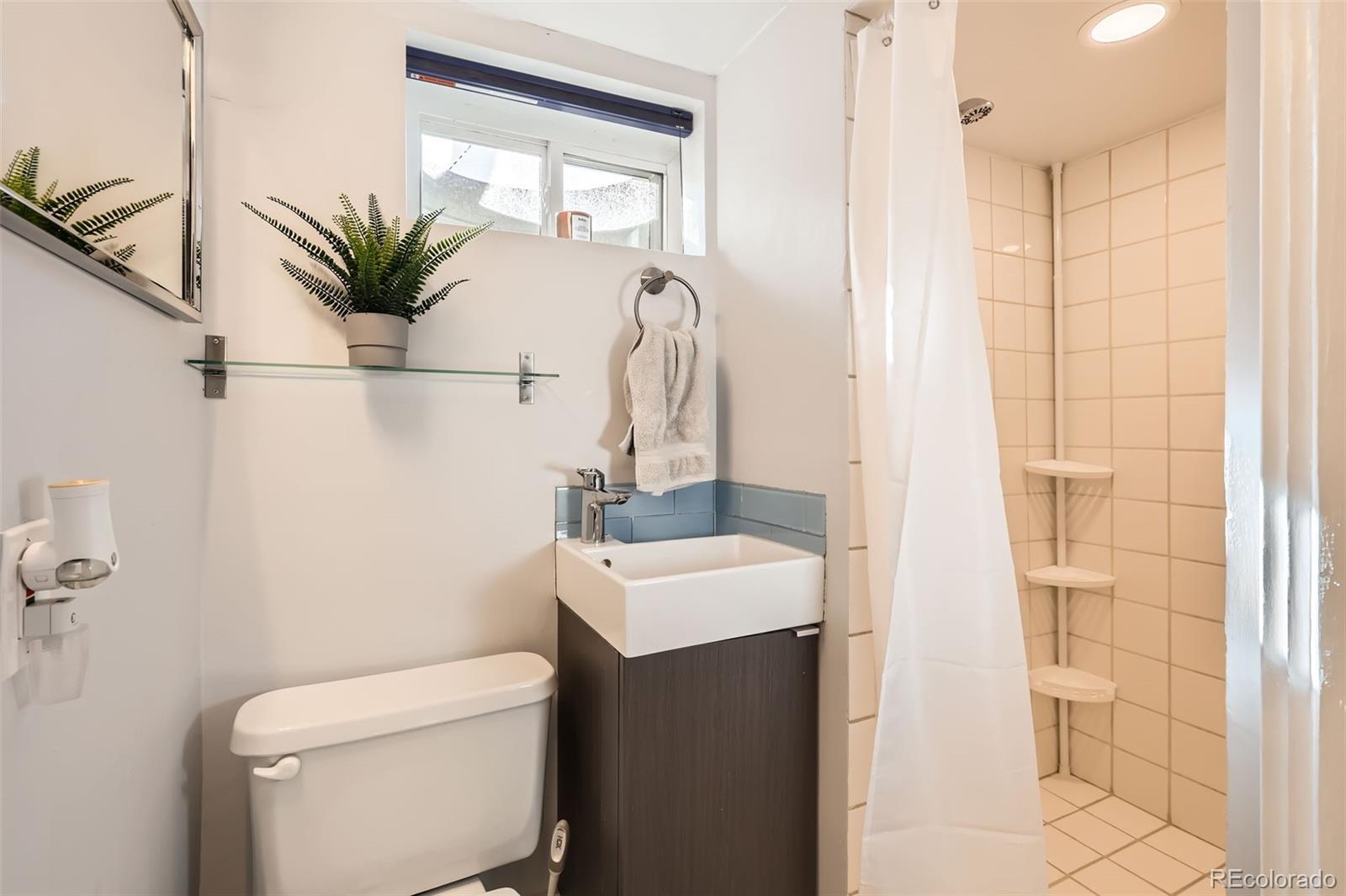 MLS Image #14 for 3020  niagara street,denver, Colorado