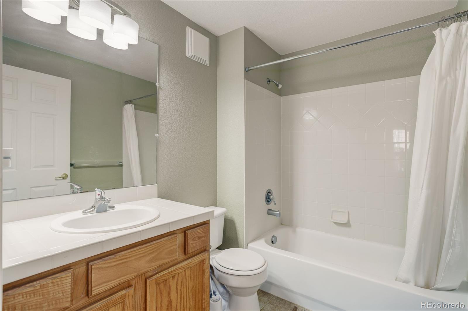 MLS Image #15 for 5703 n gibralter way,aurora, Colorado