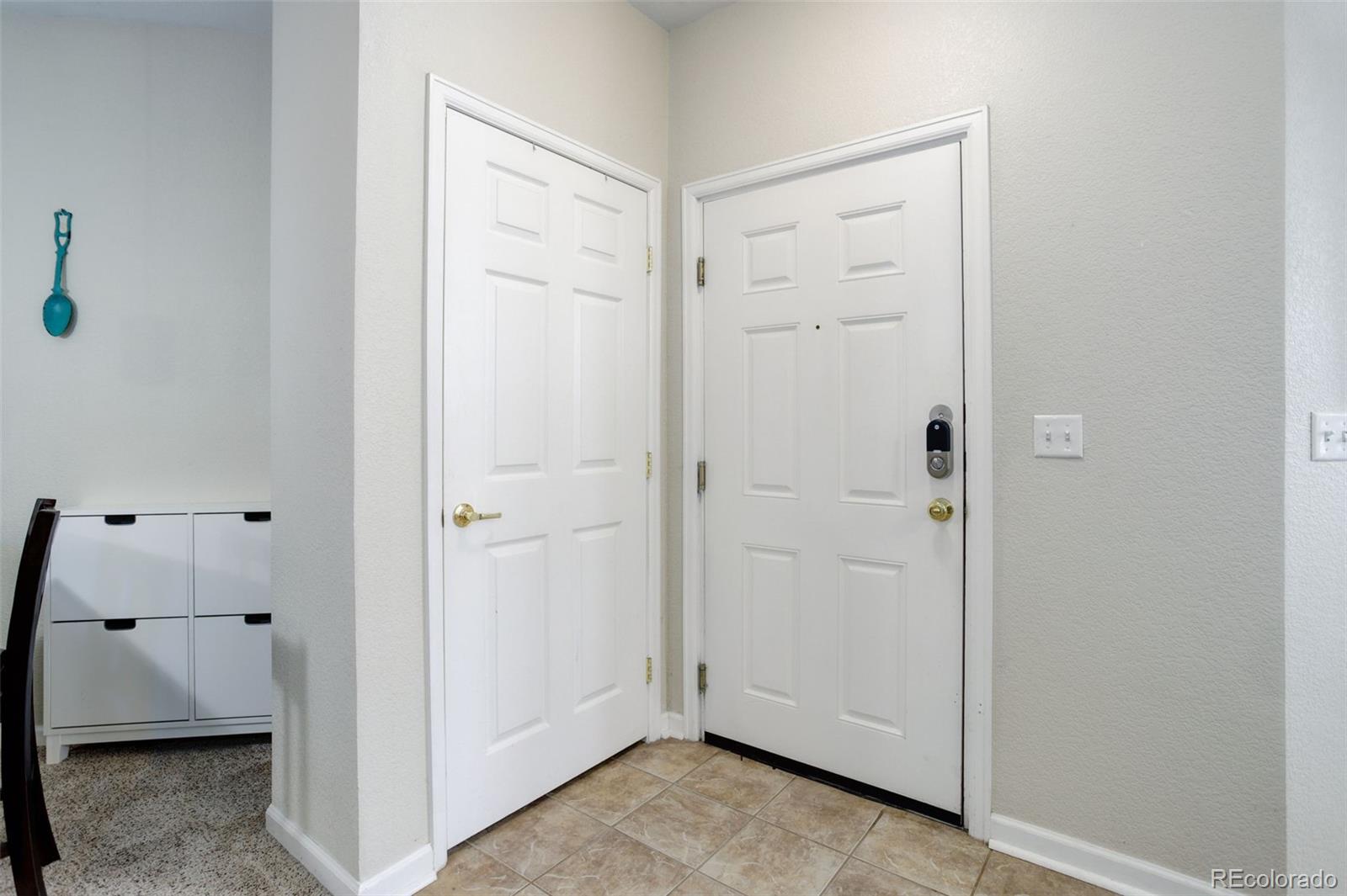 MLS Image #2 for 5703 n gibralter way,aurora, Colorado