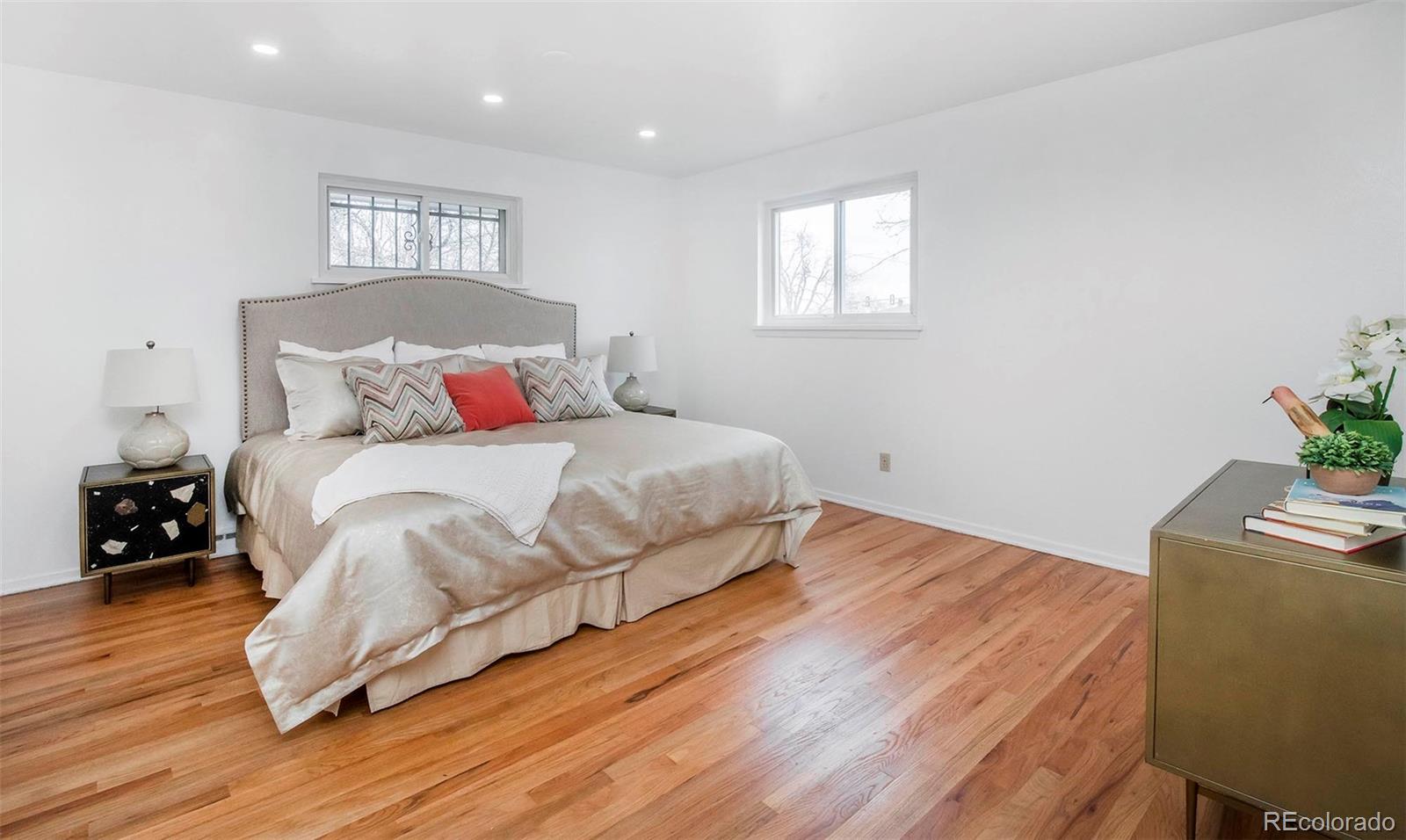 MLS Image #15 for 589  newark street,aurora, Colorado