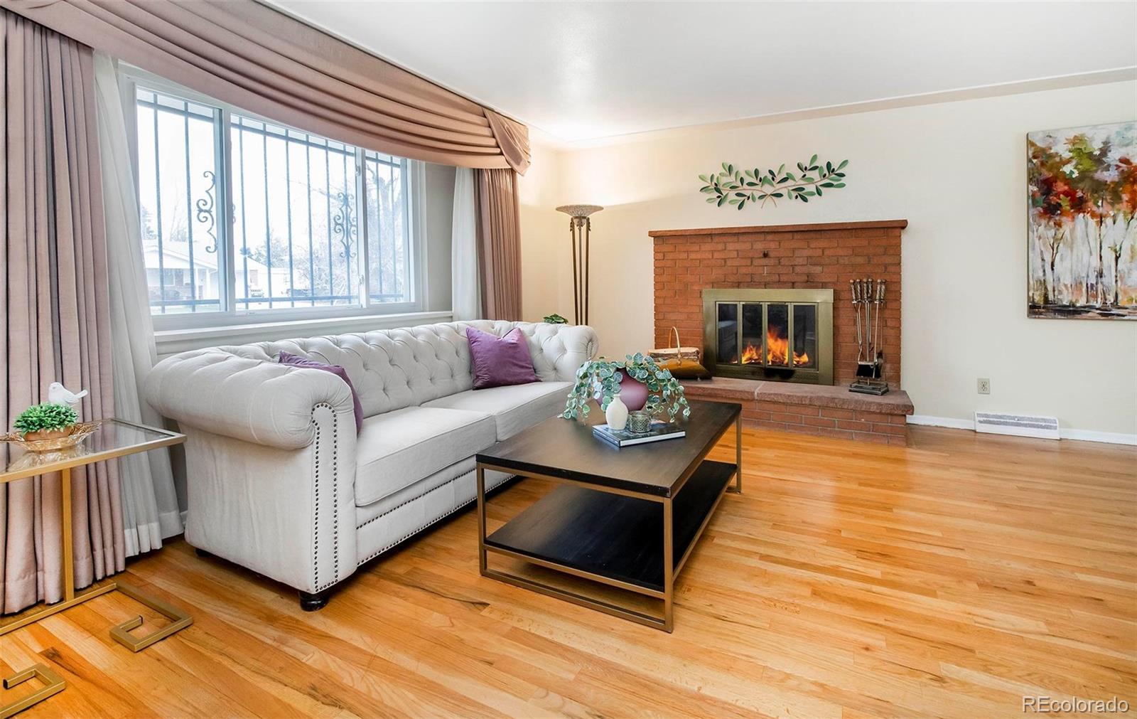 MLS Image #2 for 589  newark street,aurora, Colorado