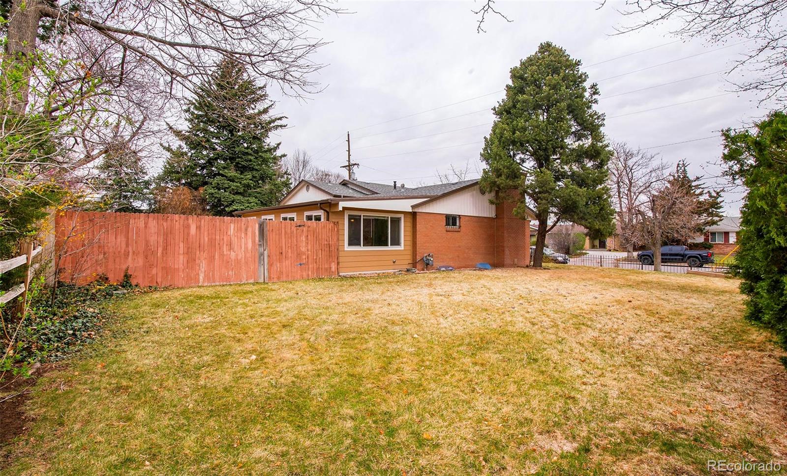 MLS Image #31 for 589  newark street,aurora, Colorado