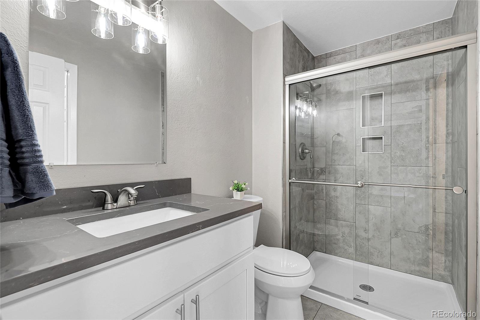 MLS Image #18 for 1315  estes street 2a,denver, Colorado