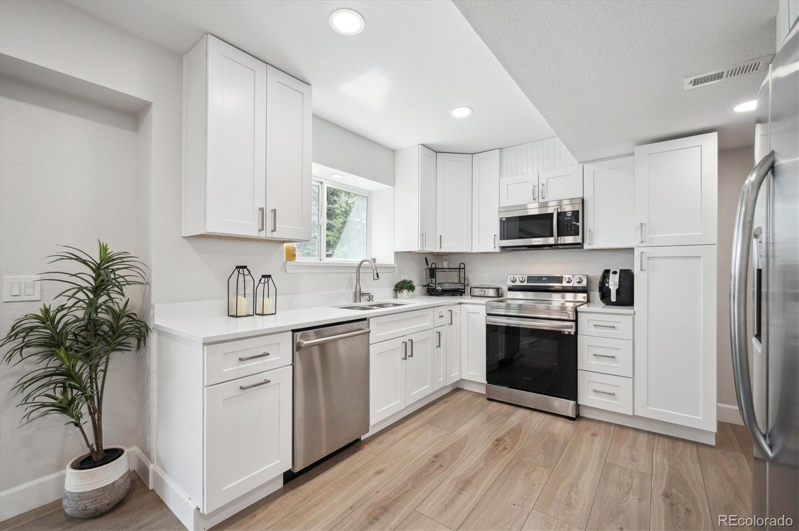 MLS Image #35 for 4  mountain ash ,littleton, Colorado