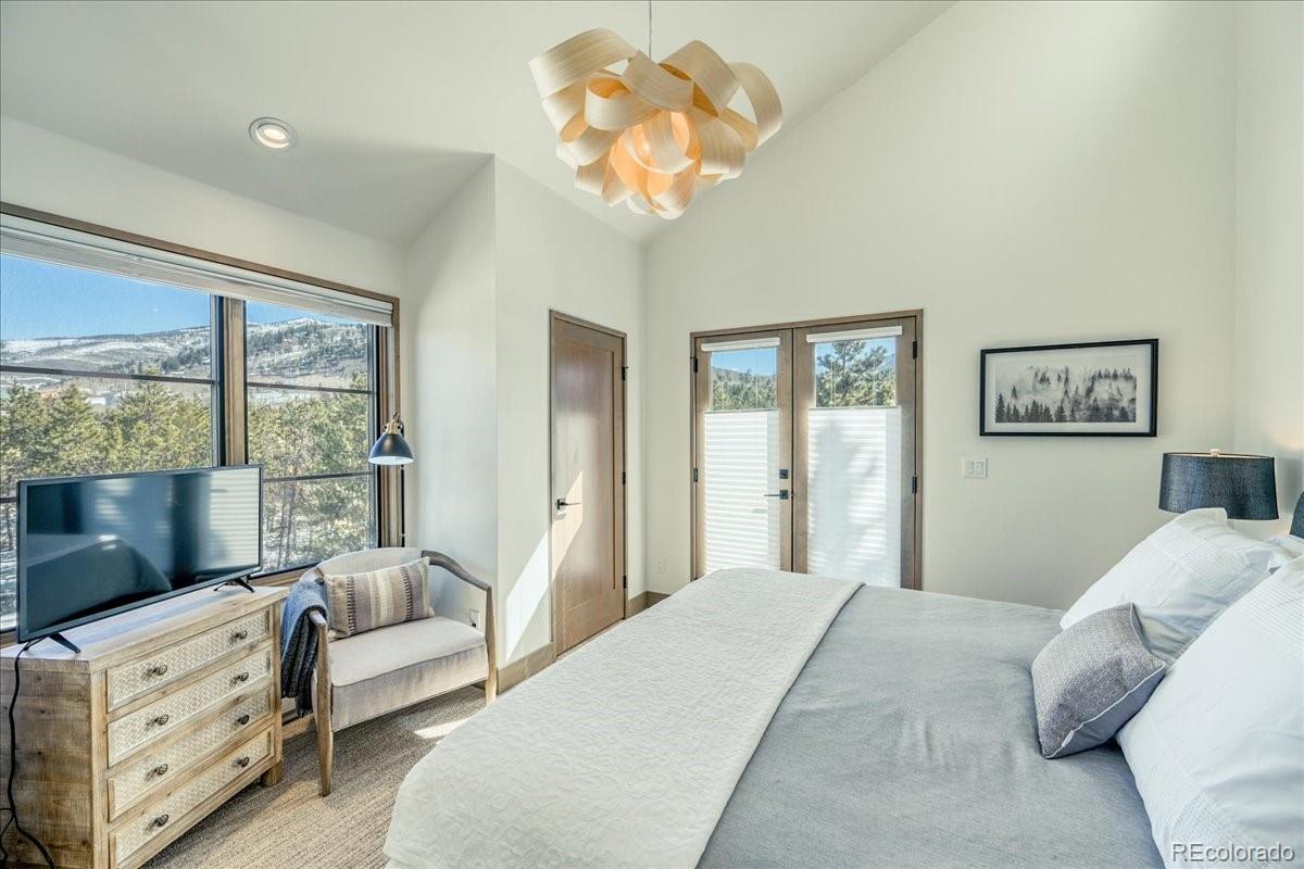 MLS Image #14 for 23  e road,silverthorne, Colorado