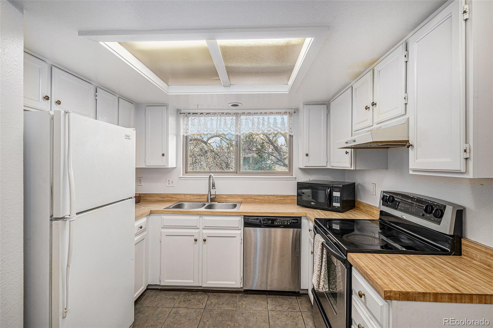 MLS Image #9 for 13339 e idaho place,aurora, Colorado