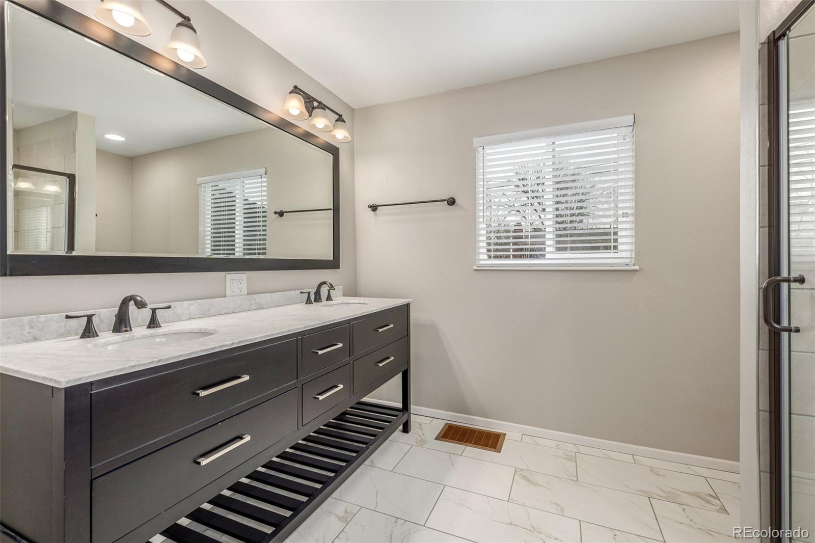 MLS Image #18 for 4441 e utah place,denver, Colorado