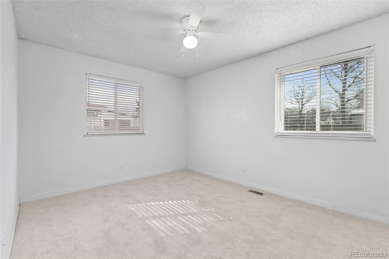 MLS Image #7 for 5562  anaheim way,denver, Colorado