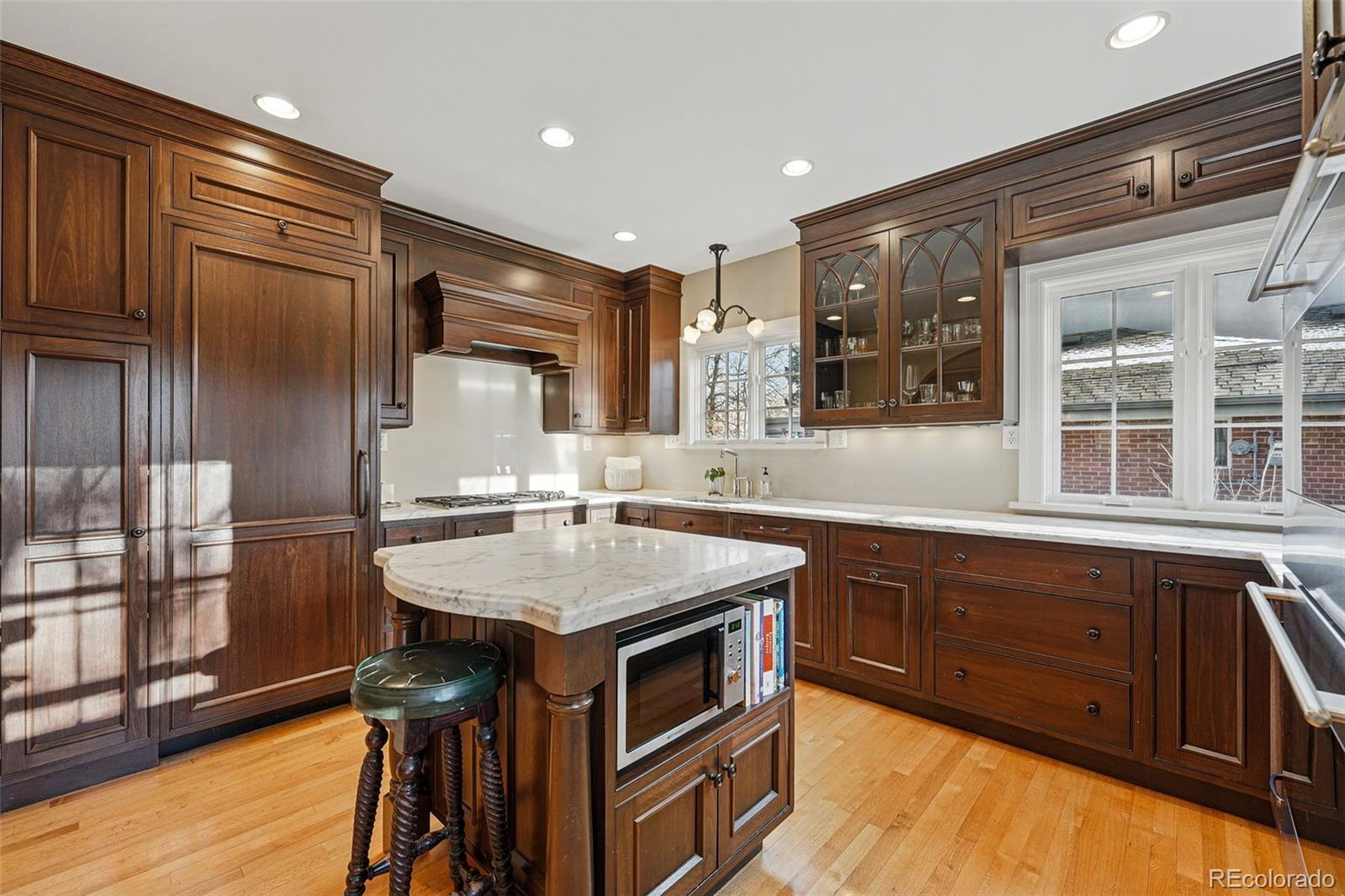 MLS Image #10 for 1645  locust street,denver, Colorado