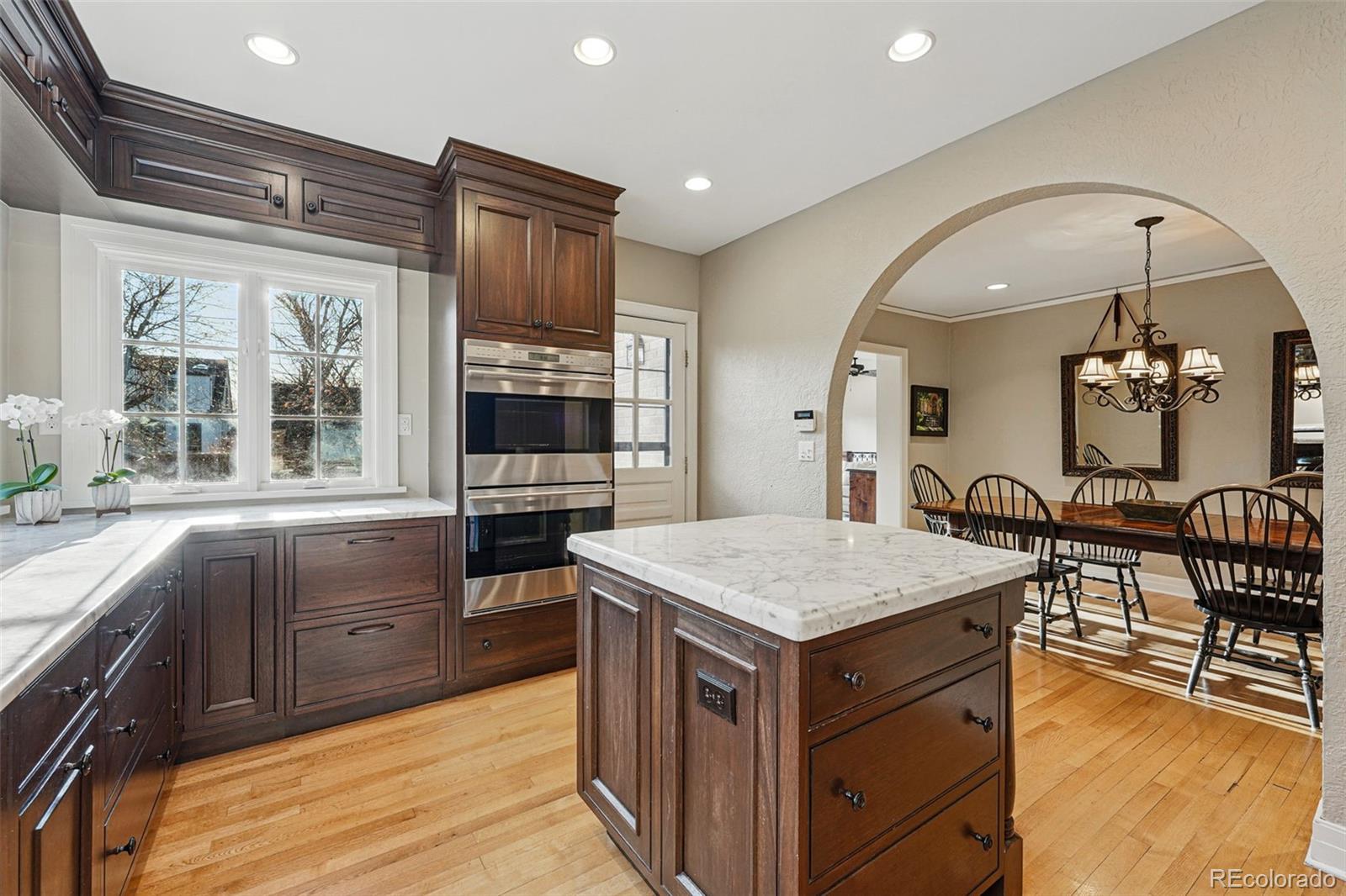 MLS Image #11 for 1645  locust street,denver, Colorado