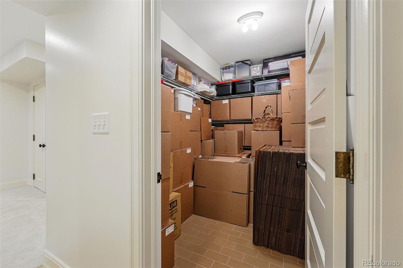 MLS Image #38 for 1645  locust street,denver, Colorado
