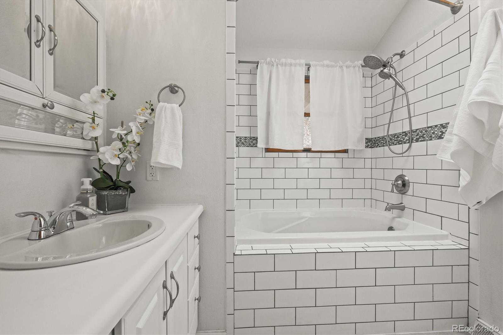 MLS Image #19 for 7100 w ellsworth place,lakewood, Colorado