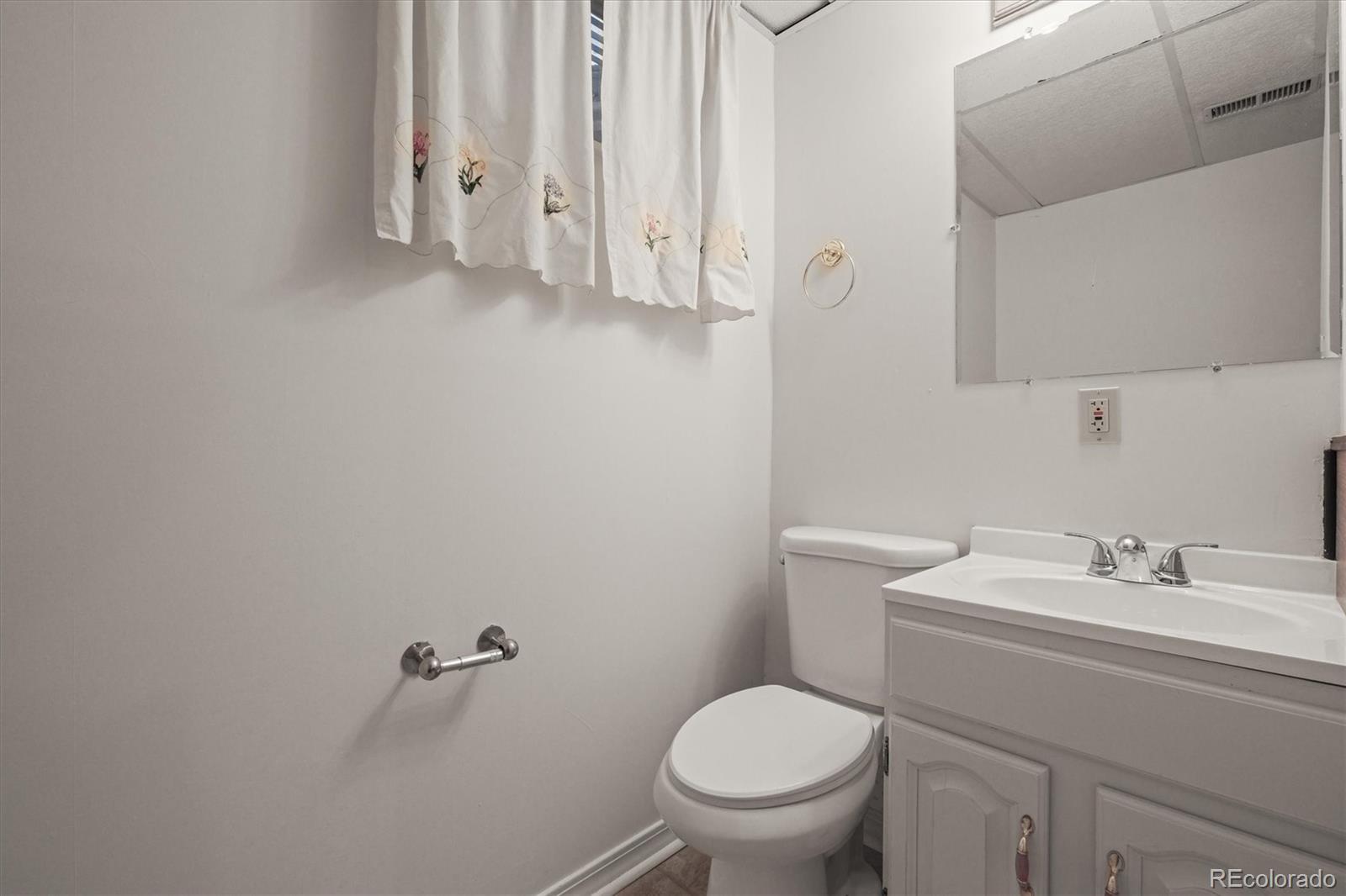 MLS Image #33 for 7100 w ellsworth place,lakewood, Colorado