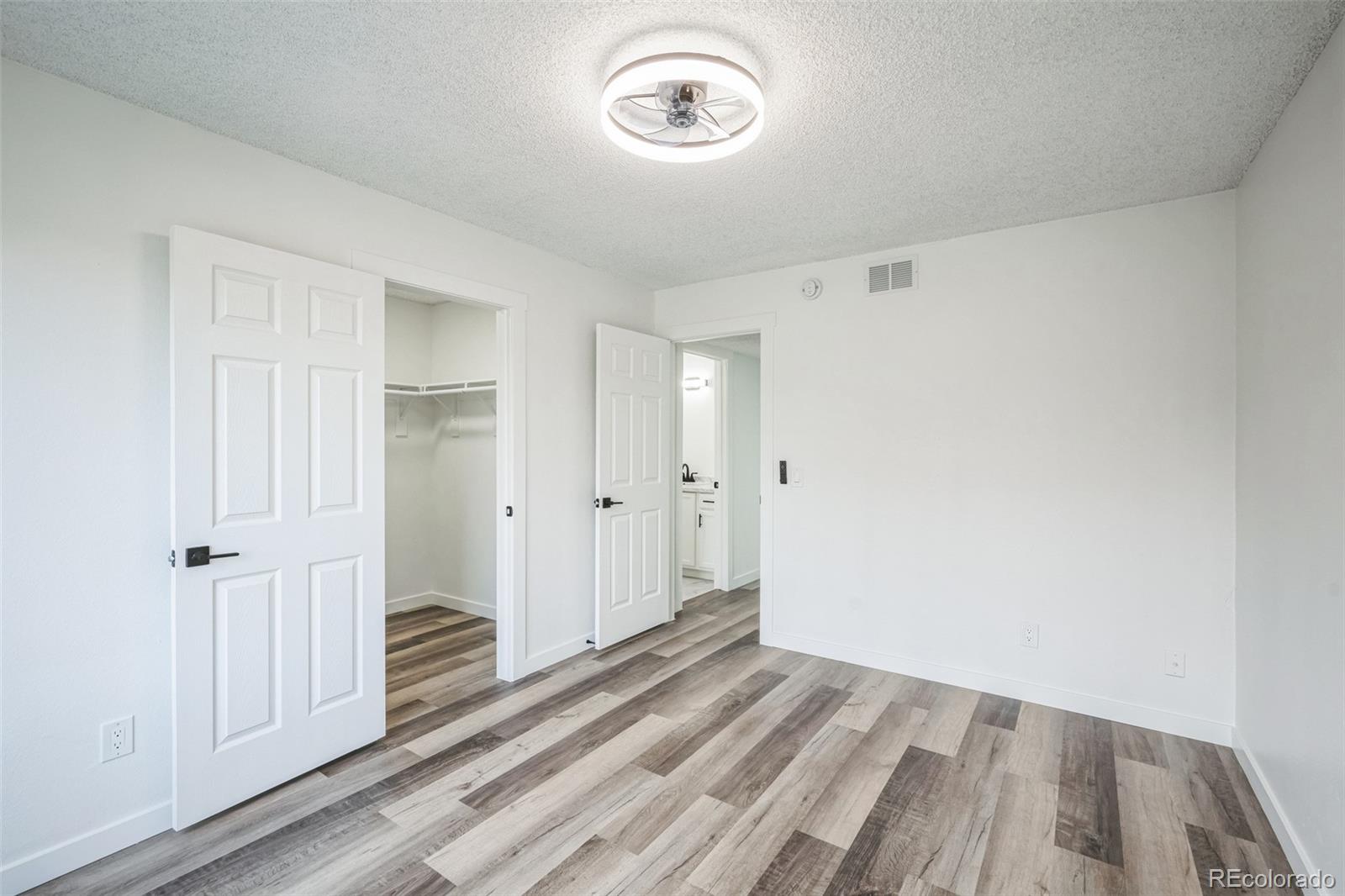 MLS Image #3 for 956 s peoria street,aurora, Colorado