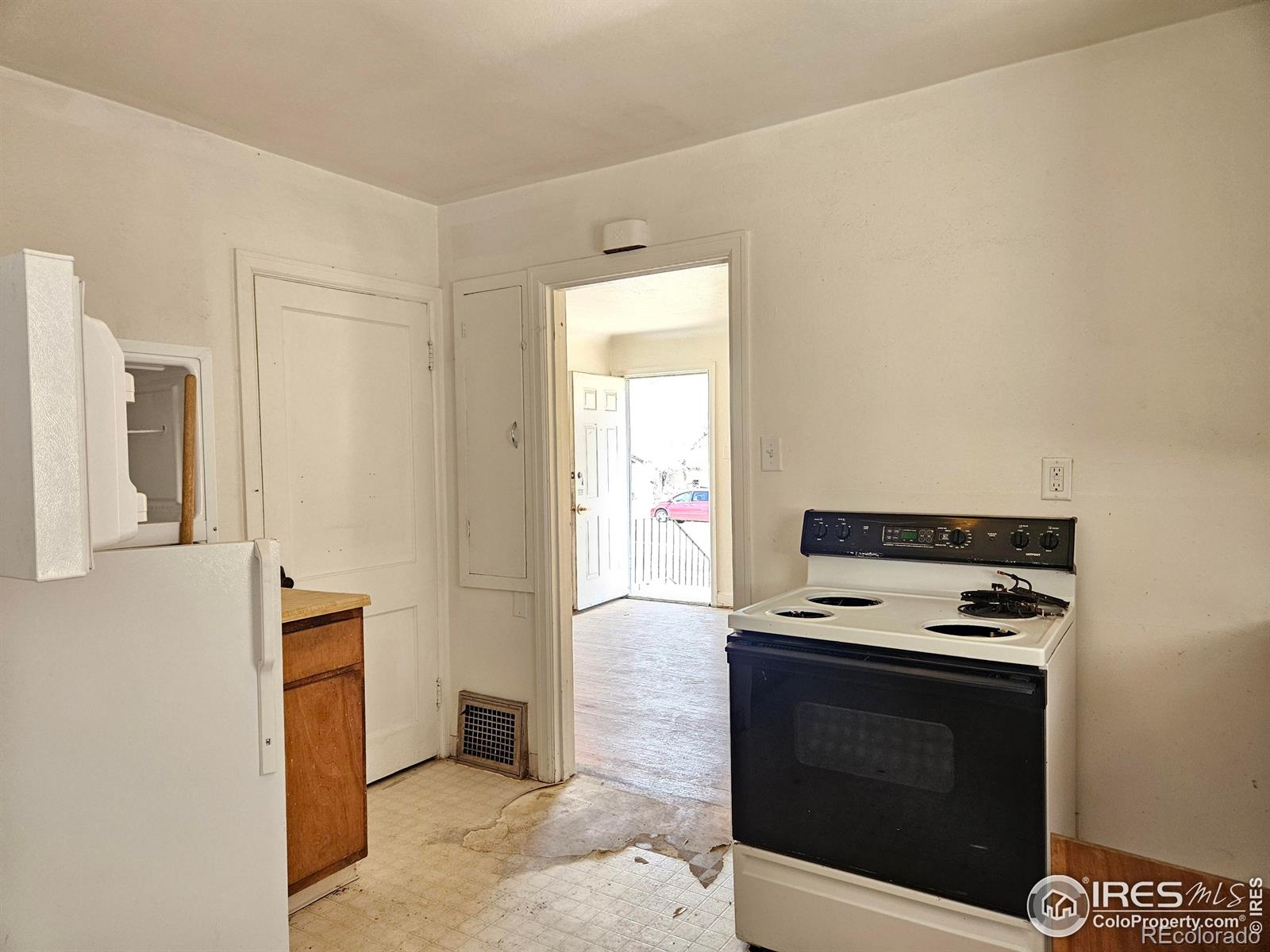 MLS Image #11 for 2233  10th avenue,greeley, Colorado