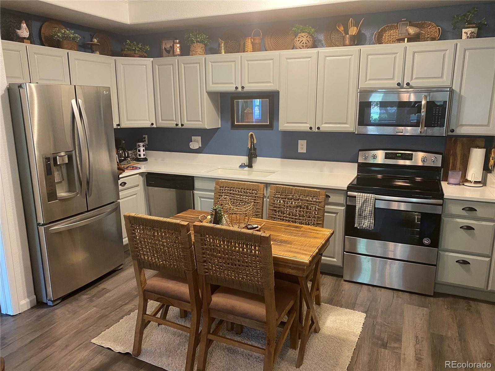 MLS Image #9 for 7170 s wenatchee way,aurora, Colorado