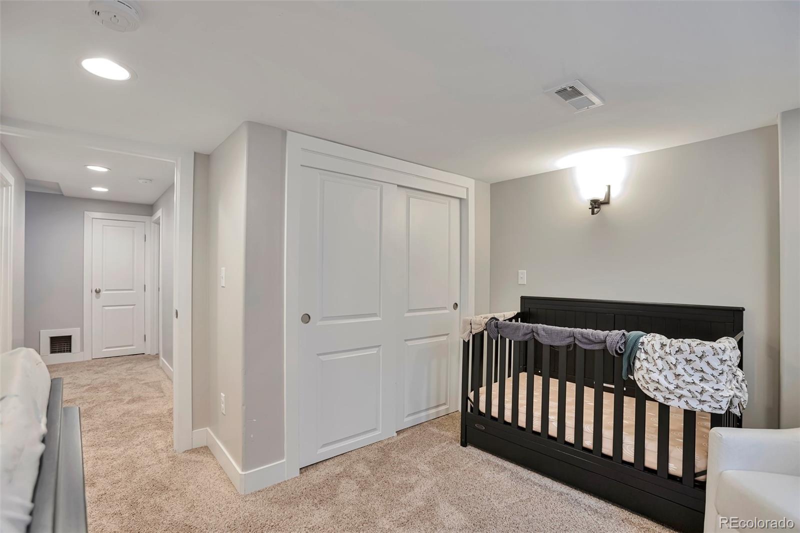 MLS Image #16 for 4441  elm court,denver, Colorado