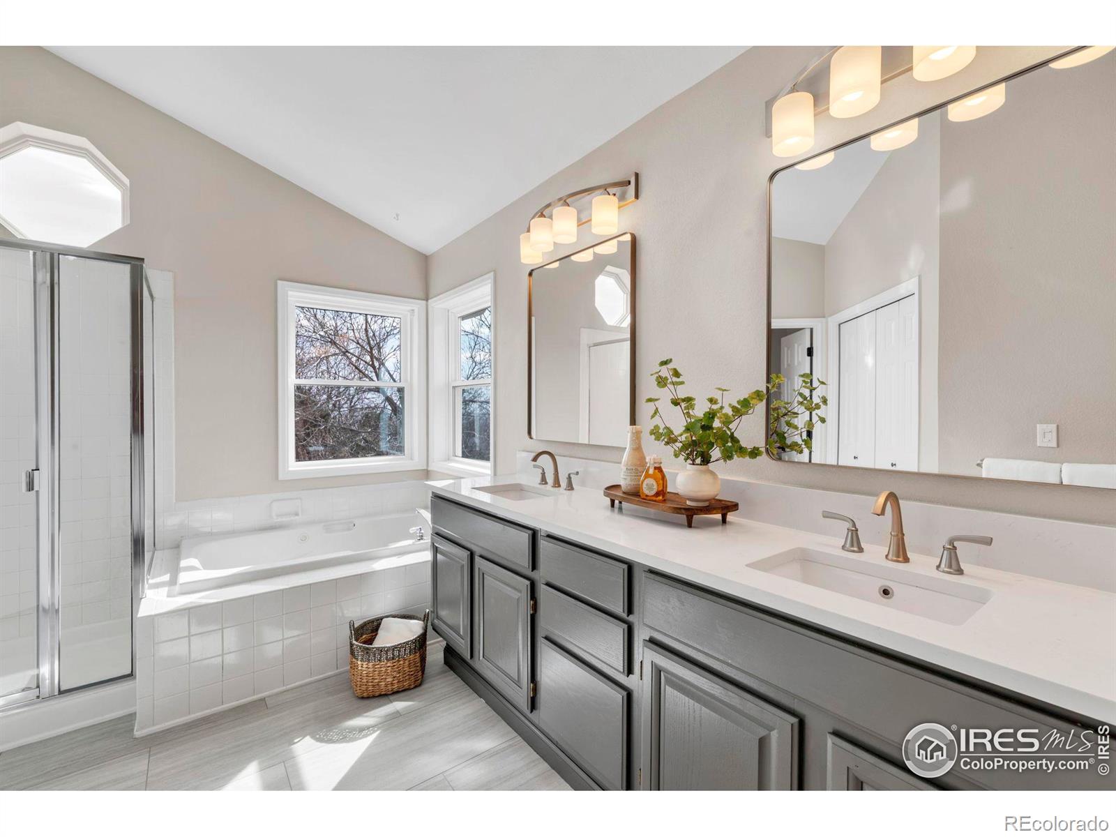 MLS Image #19 for 814  trail ridge drive,louisville, Colorado