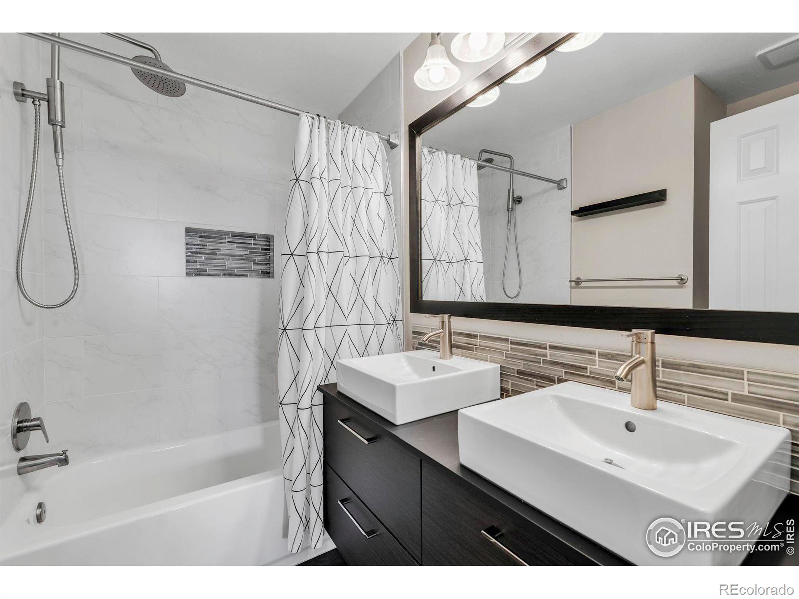 MLS Image #24 for 814  trail ridge drive,louisville, Colorado