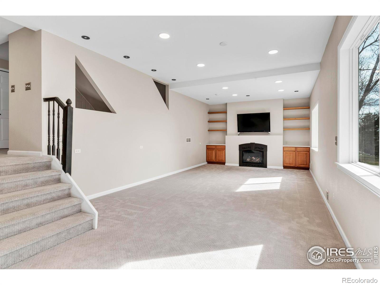 MLS Image #30 for 814  trail ridge drive,louisville, Colorado