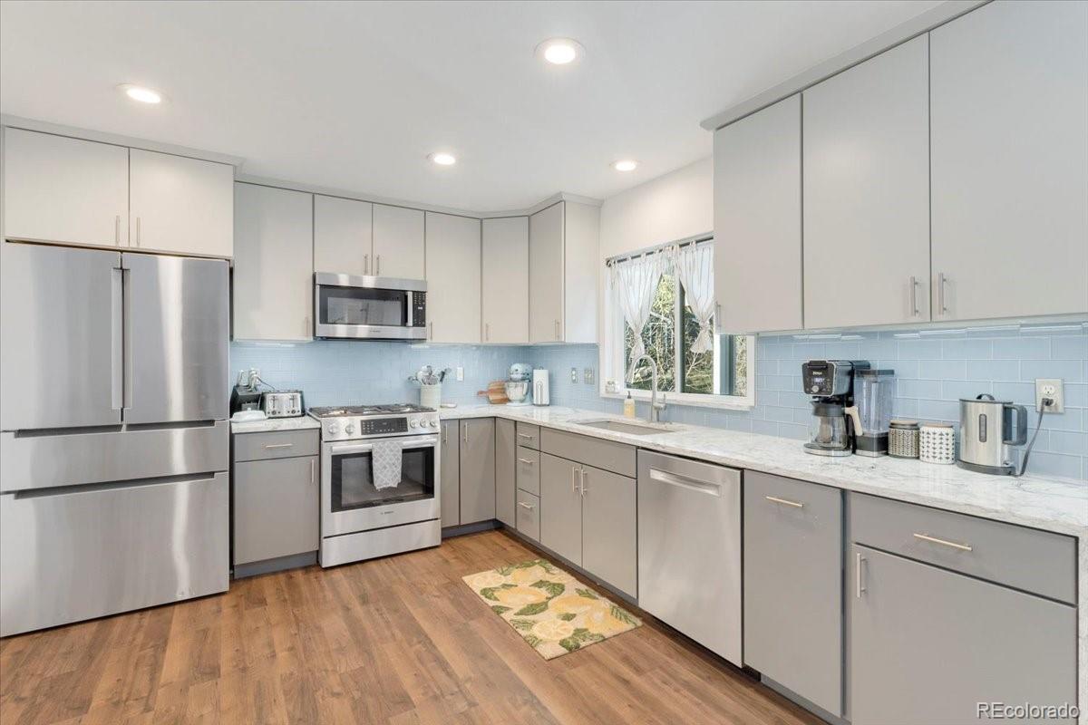 MLS Image #10 for 1674  box prairie circle,loveland, Colorado