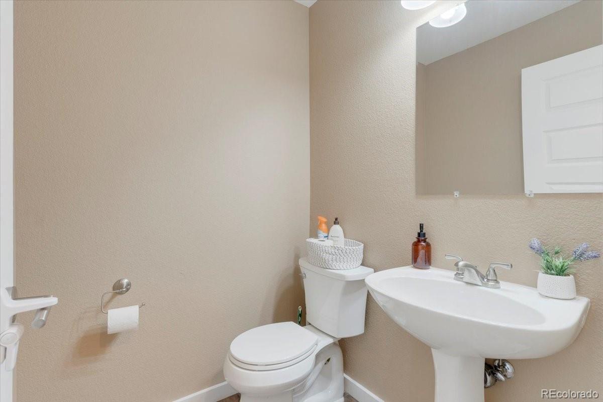 MLS Image #13 for 1674  box prairie circle,loveland, Colorado