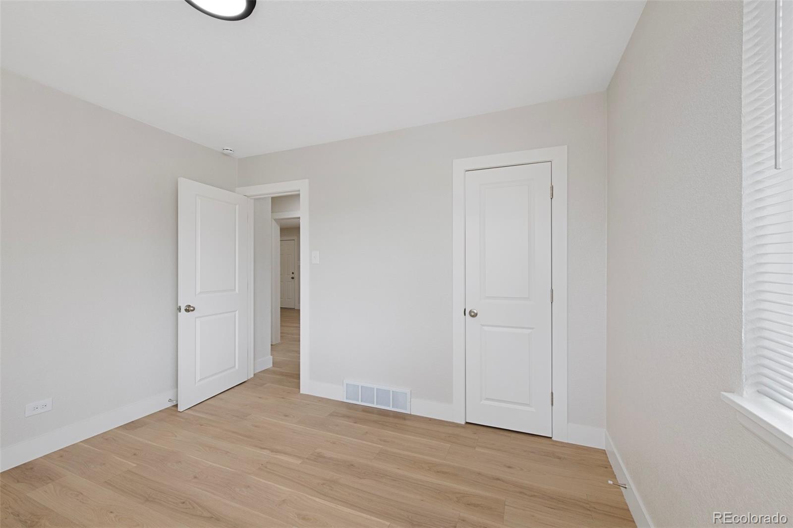 MLS Image #14 for 1324  elmira street,aurora, Colorado