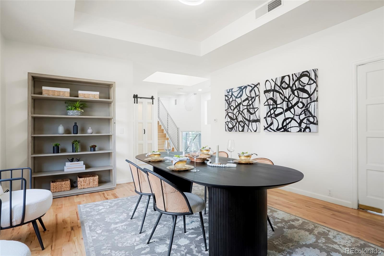 MLS Image #10 for 3940 s monaco parkway,denver, Colorado