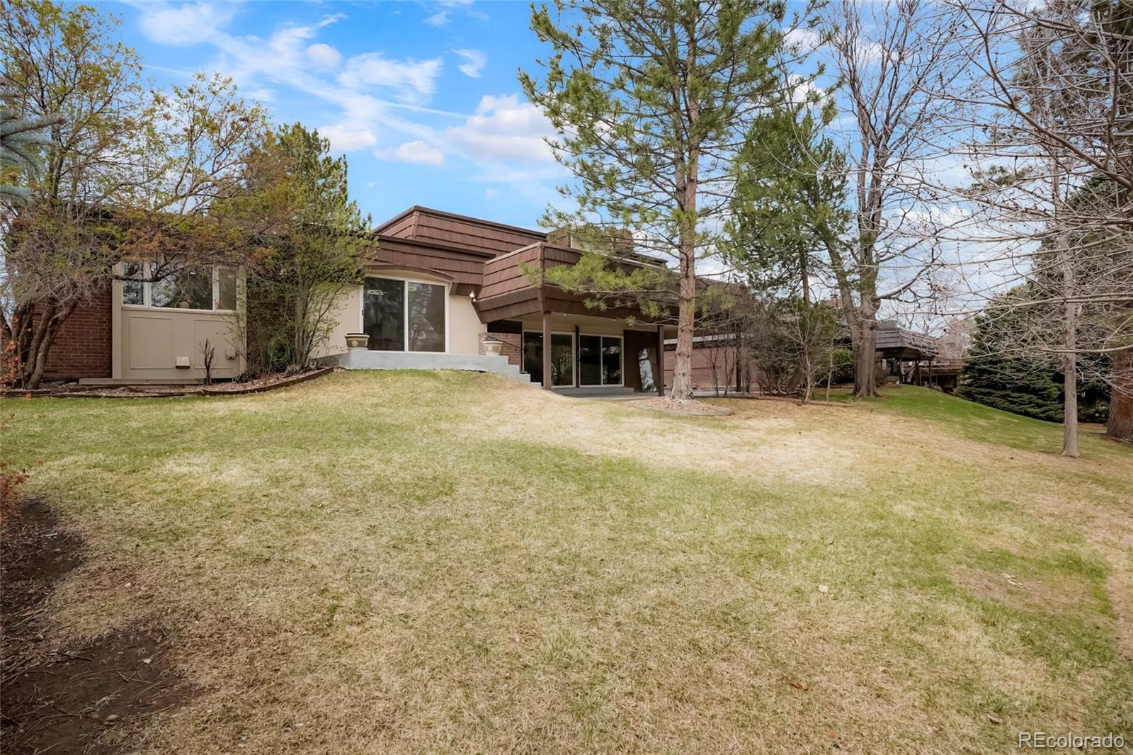 MLS Image #34 for 3940 s monaco parkway,denver, Colorado