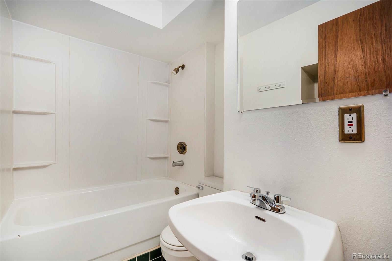 MLS Image #15 for 4493  dunkirk way,denver, Colorado