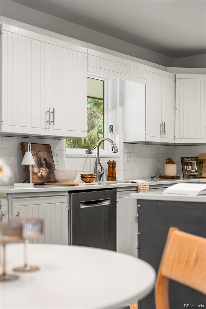 MLS Image #7 for 9591 e orchard drive,greenwood village, Colorado