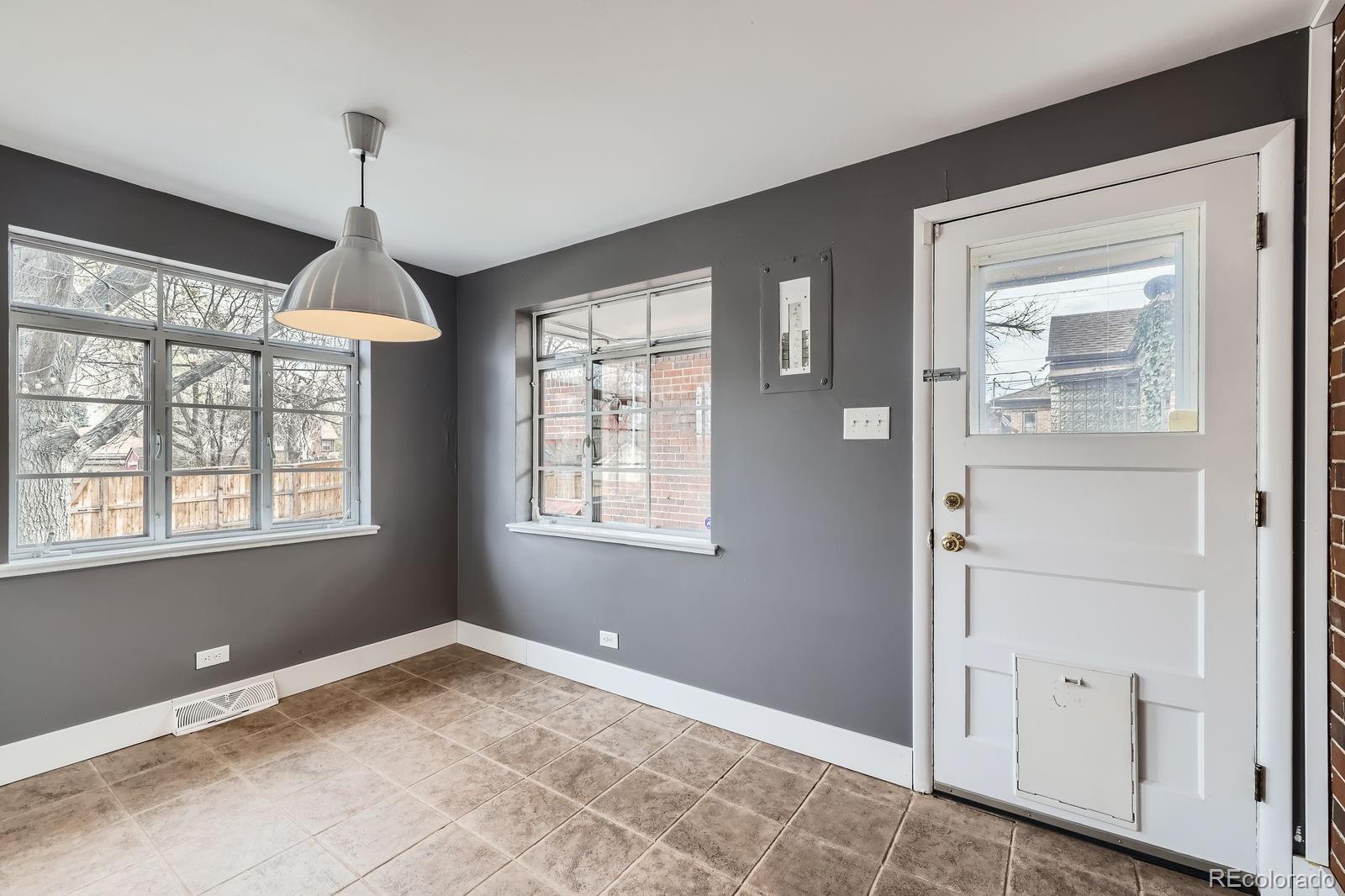 MLS Image #10 for 670 s clay street,denver, Colorado