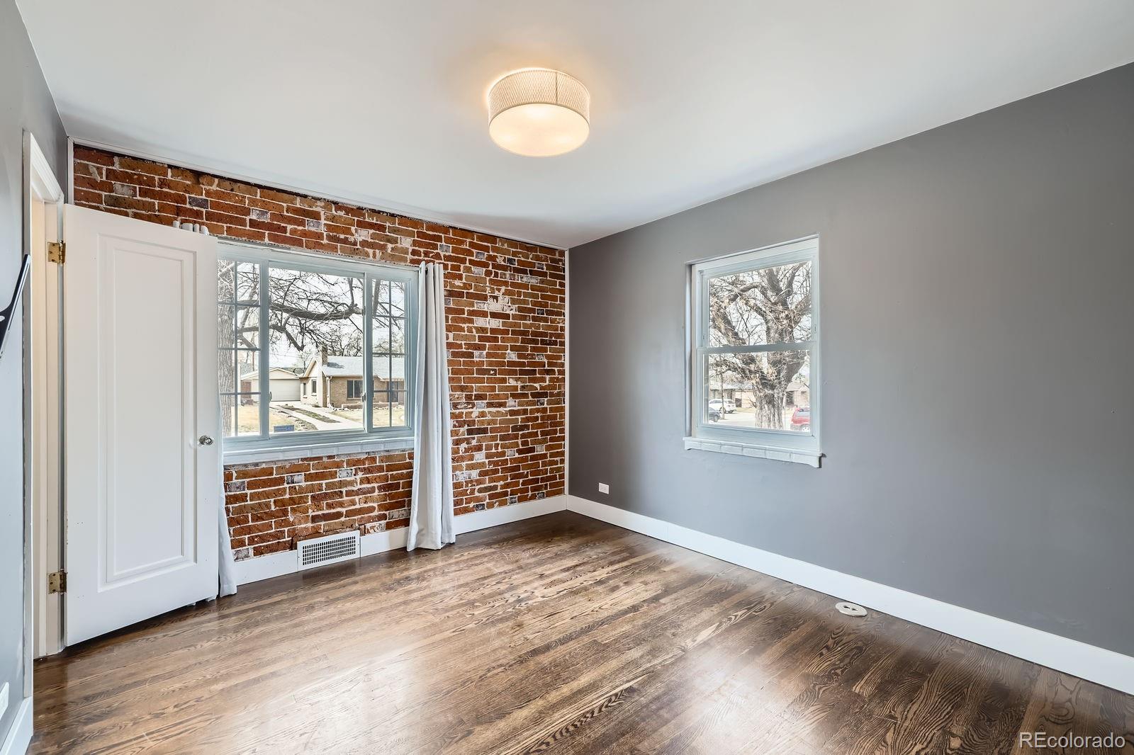 MLS Image #11 for 670 s clay street,denver, Colorado