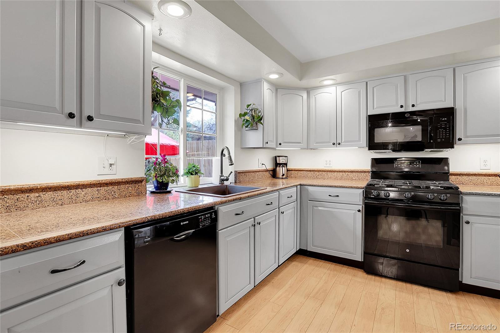 MLS Image #22 for 7148 s dahlia court,centennial, Colorado