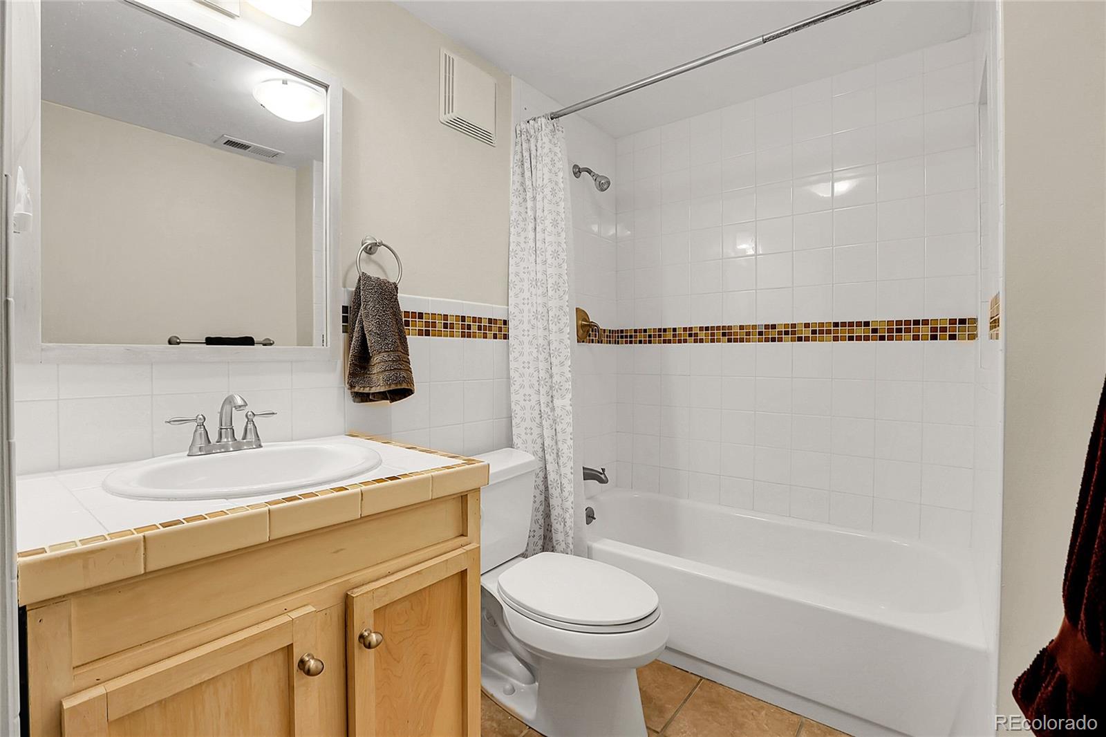 MLS Image #29 for 7148 s dahlia court,centennial, Colorado