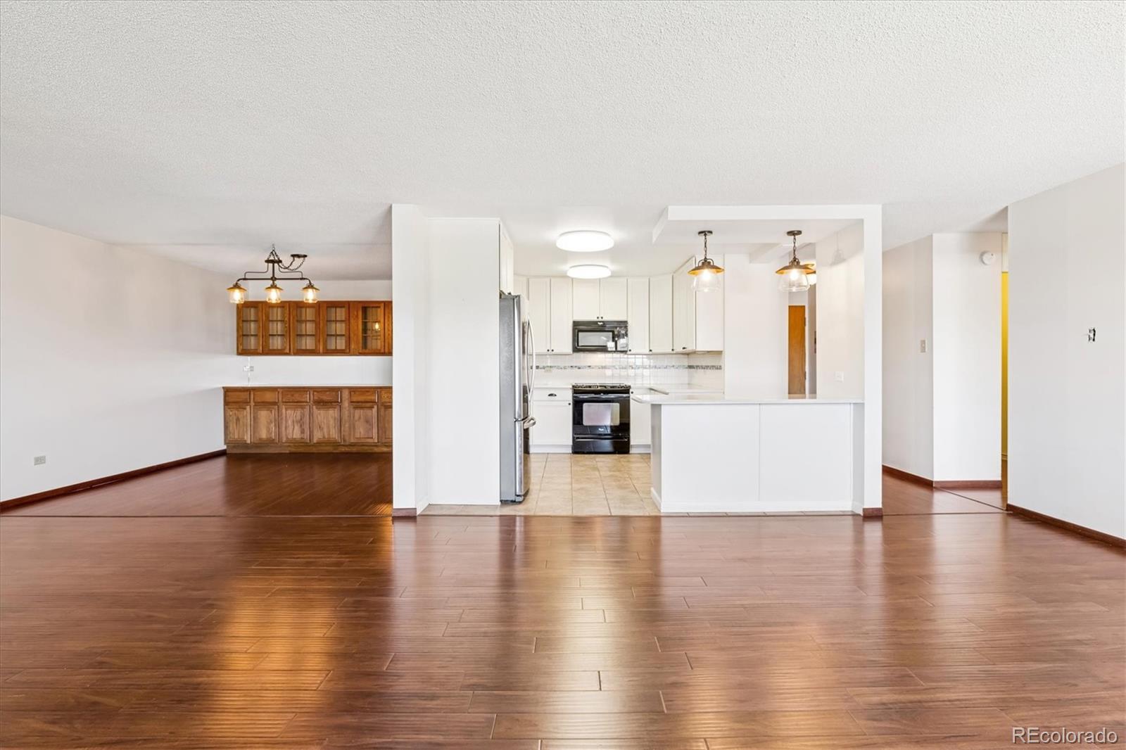 MLS Image #4 for 9150 e center avenue,denver, Colorado