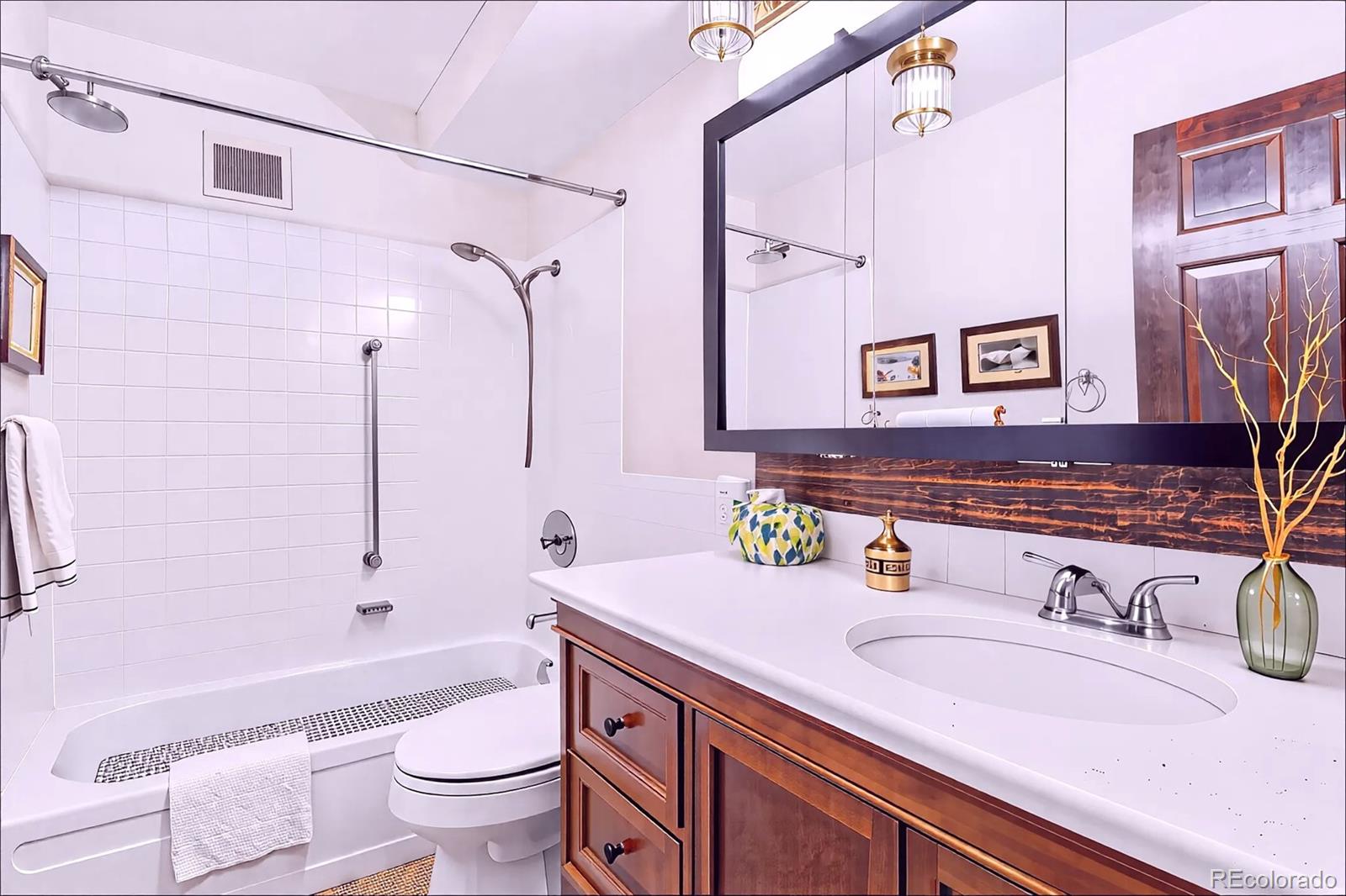 MLS Image #9 for 9150 e center avenue,denver, Colorado