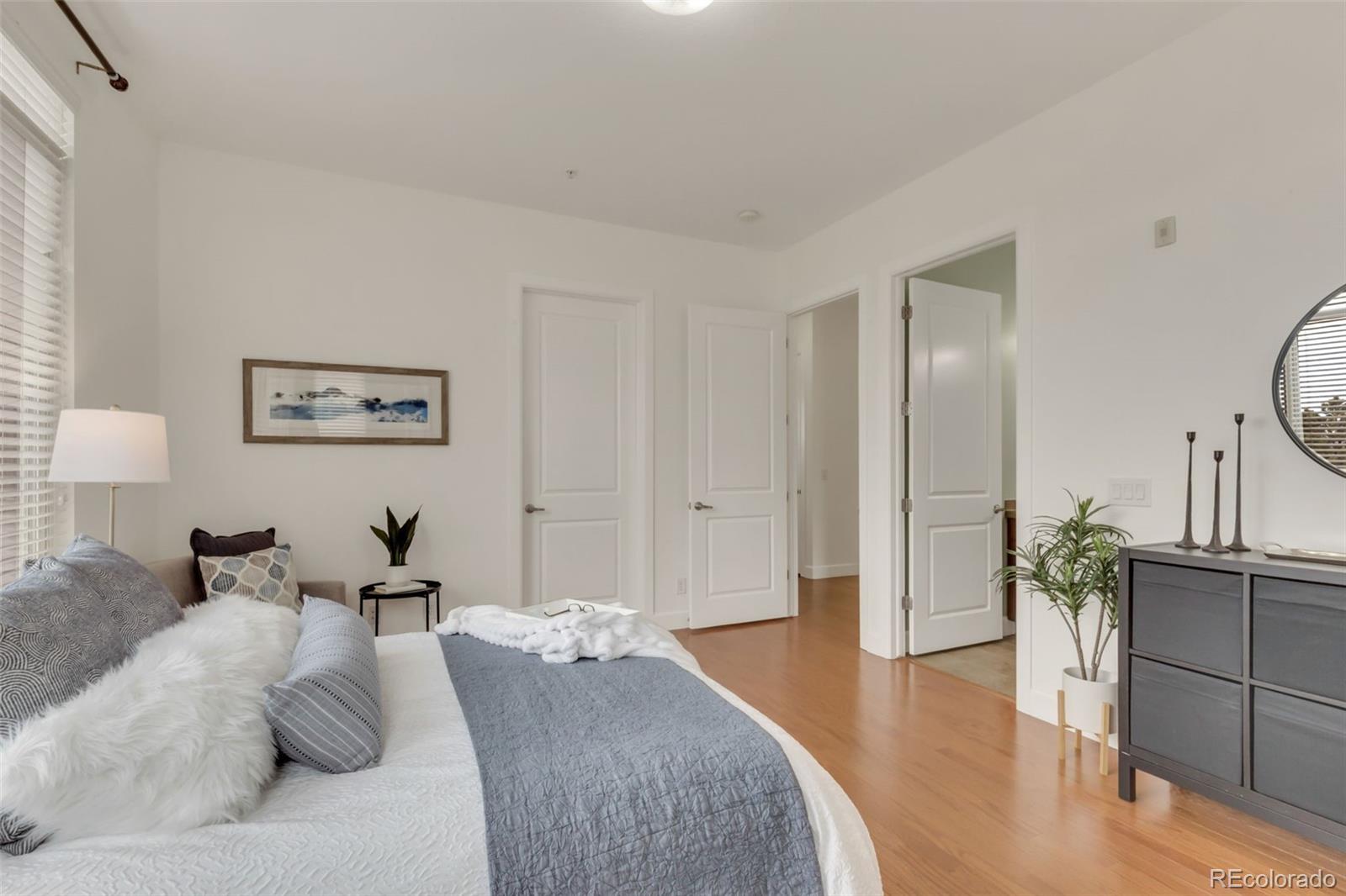 MLS Image #21 for 307  inverness way,englewood, Colorado