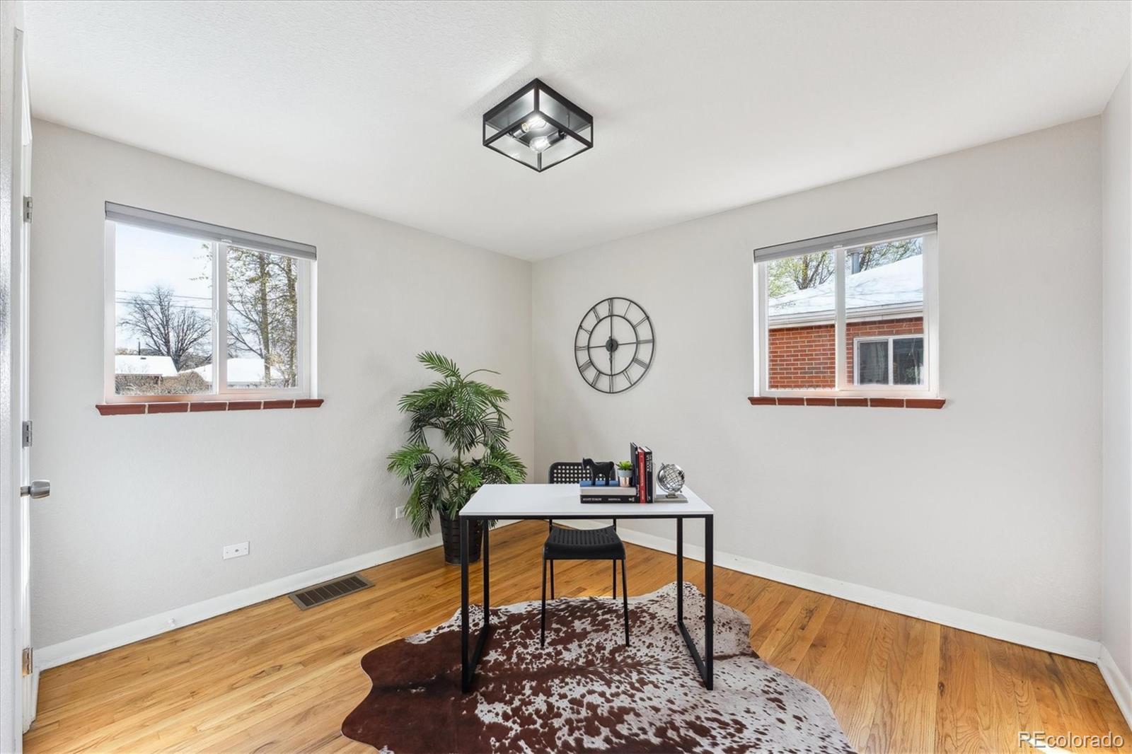 MLS Image #10 for 3258  niagara street,denver, Colorado