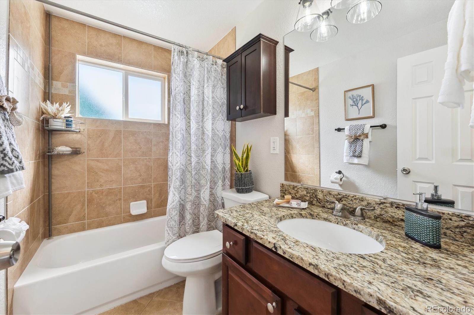 MLS Image #11 for 3258  niagara street,denver, Colorado