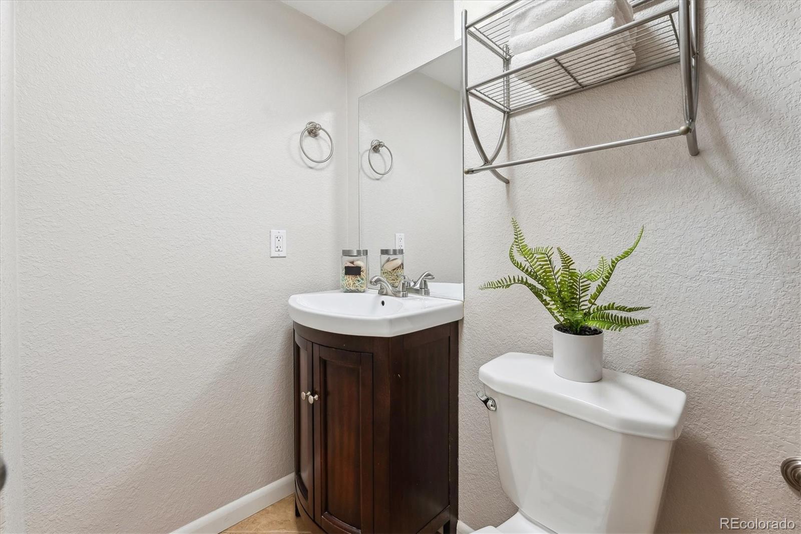 MLS Image #16 for 3258  niagara street,denver, Colorado