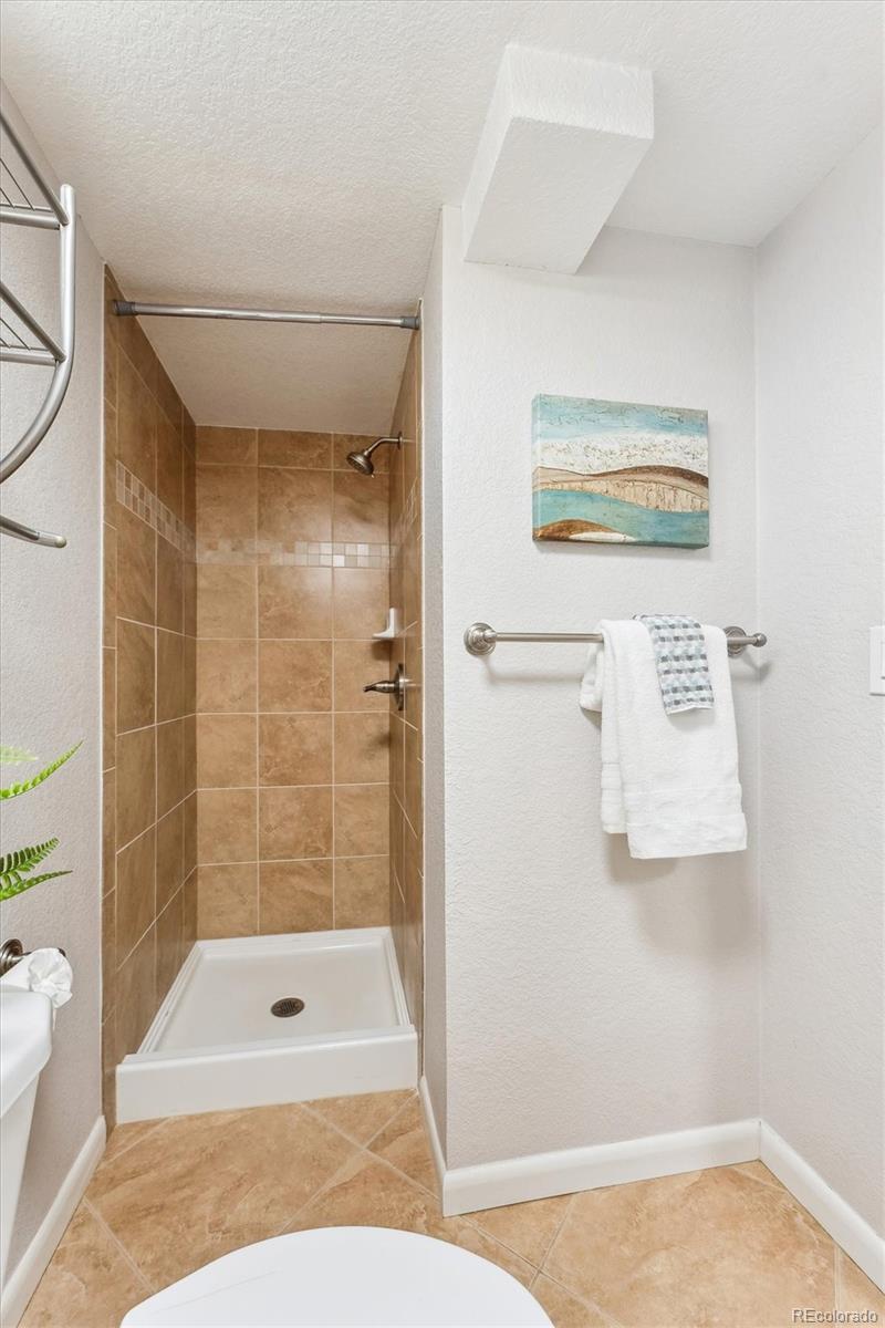 MLS Image #17 for 3258  niagara street,denver, Colorado