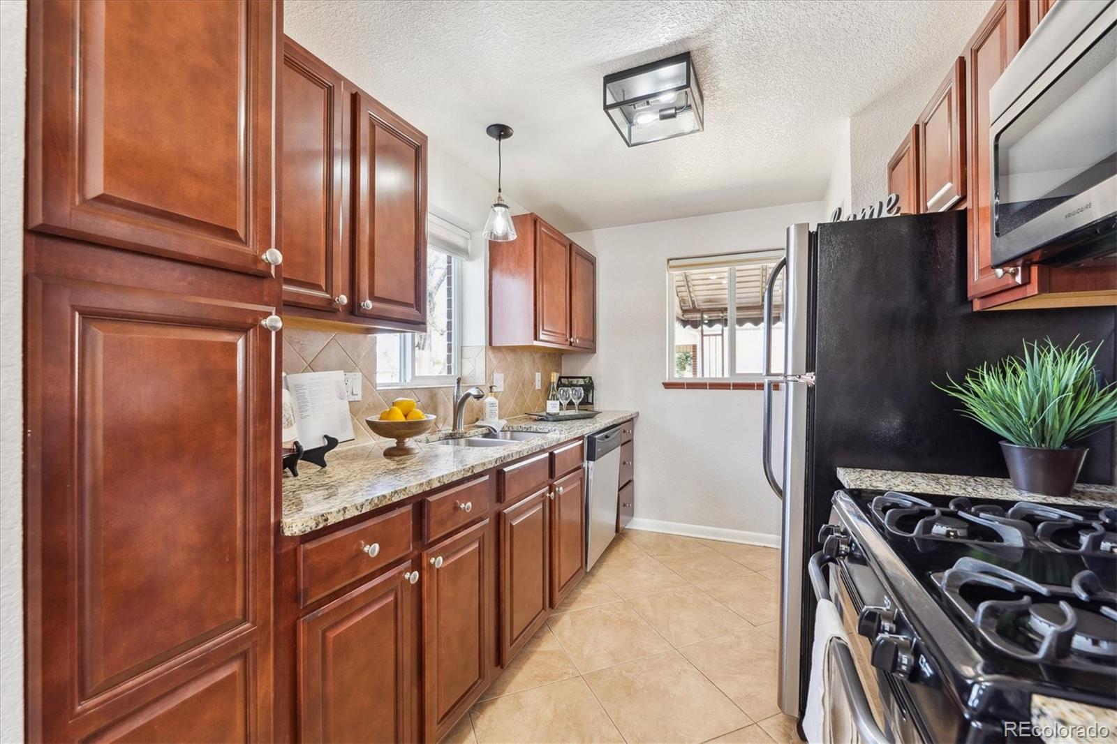 MLS Image #7 for 3258  niagara street,denver, Colorado